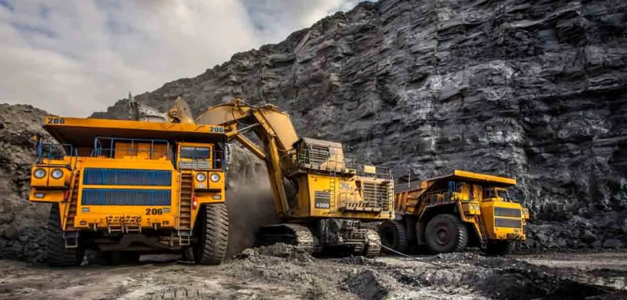 Top 10 African Countries by Mineral Reserves in 2025