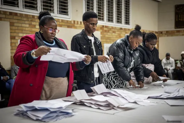Counting Begins After South Africans Vote in Historic Election