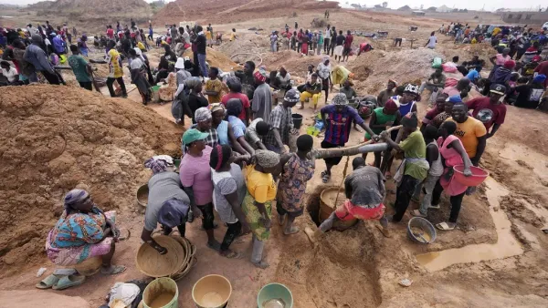Rescuers Search for Dozens Trapped in Nigerian Gold Mine Collapse