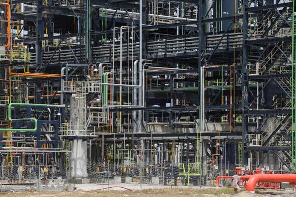 Nigeria's Billionare Dangote's Refinery Poised to Hit 550,000 BP OutPut this Year