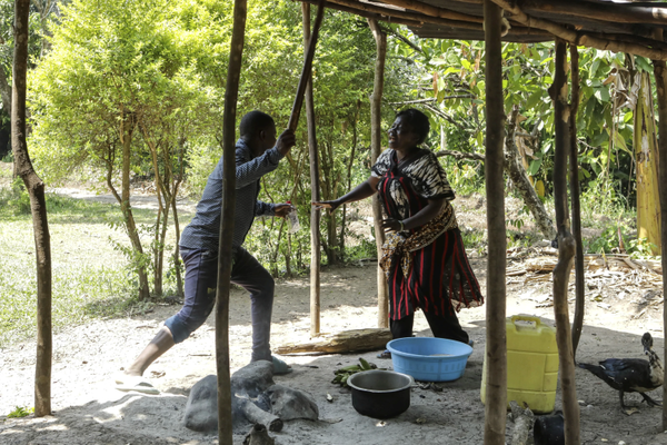 Ugandan Nonprofit Stages Skits to Combat Widespread Domestic Violence and Empower Victims