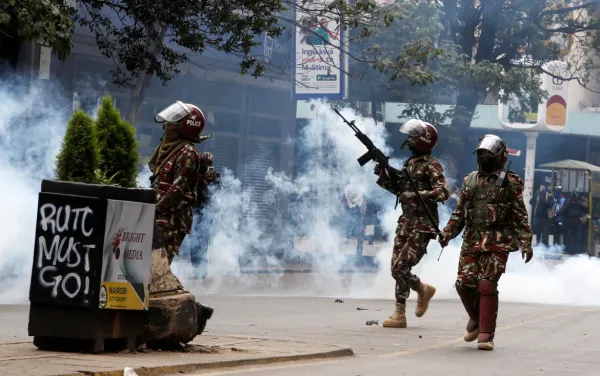 Cabinet Swearing-In: Tear Gas Deployed as Protests Against President Ruto Erupt in Nairobi